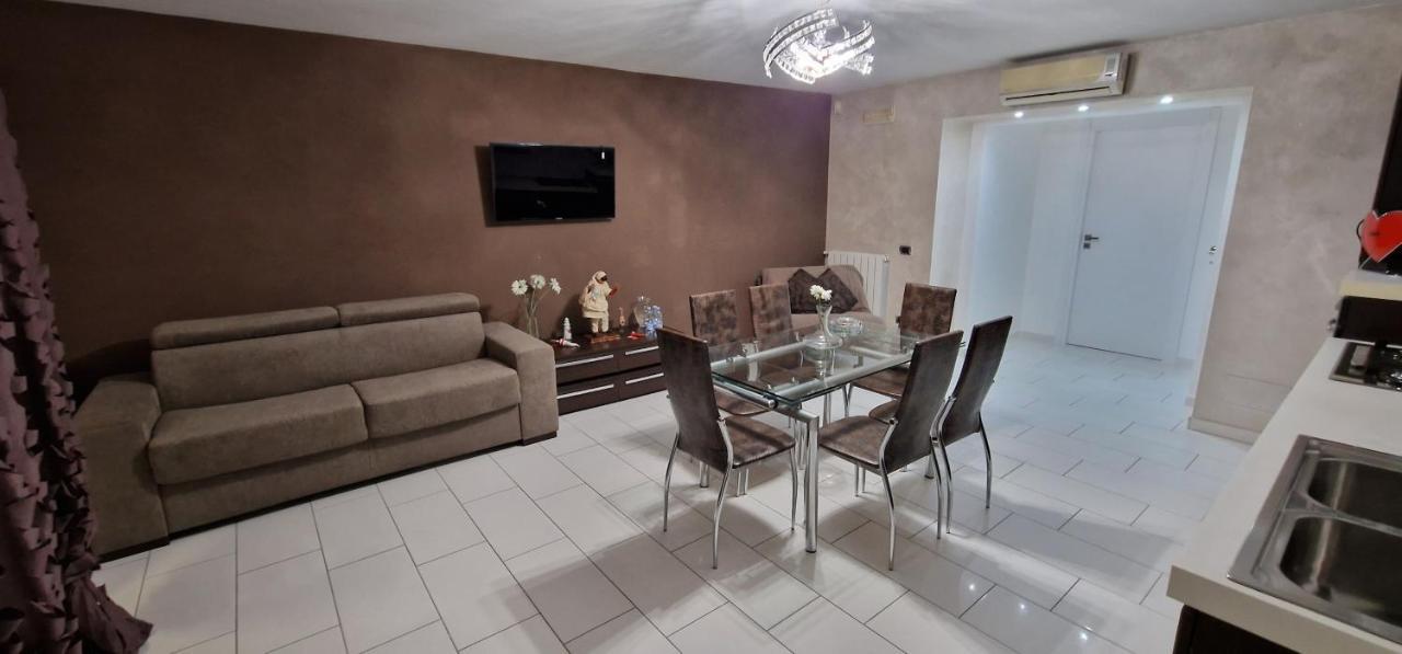 Fashion House Napoli Apartment Exterior photo